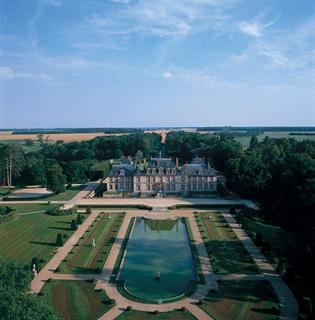 Ch&acirc;teau de Breteuil, en Vall&eacute;e de Chevreuse, Yvelines.